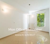 Appartements à vendre Bouches-du-Rhône Martigues - 13500 - Photos Vivastreet (3037-ASA.) Référence : 3037-ASA. - Appartement duplex type 4...